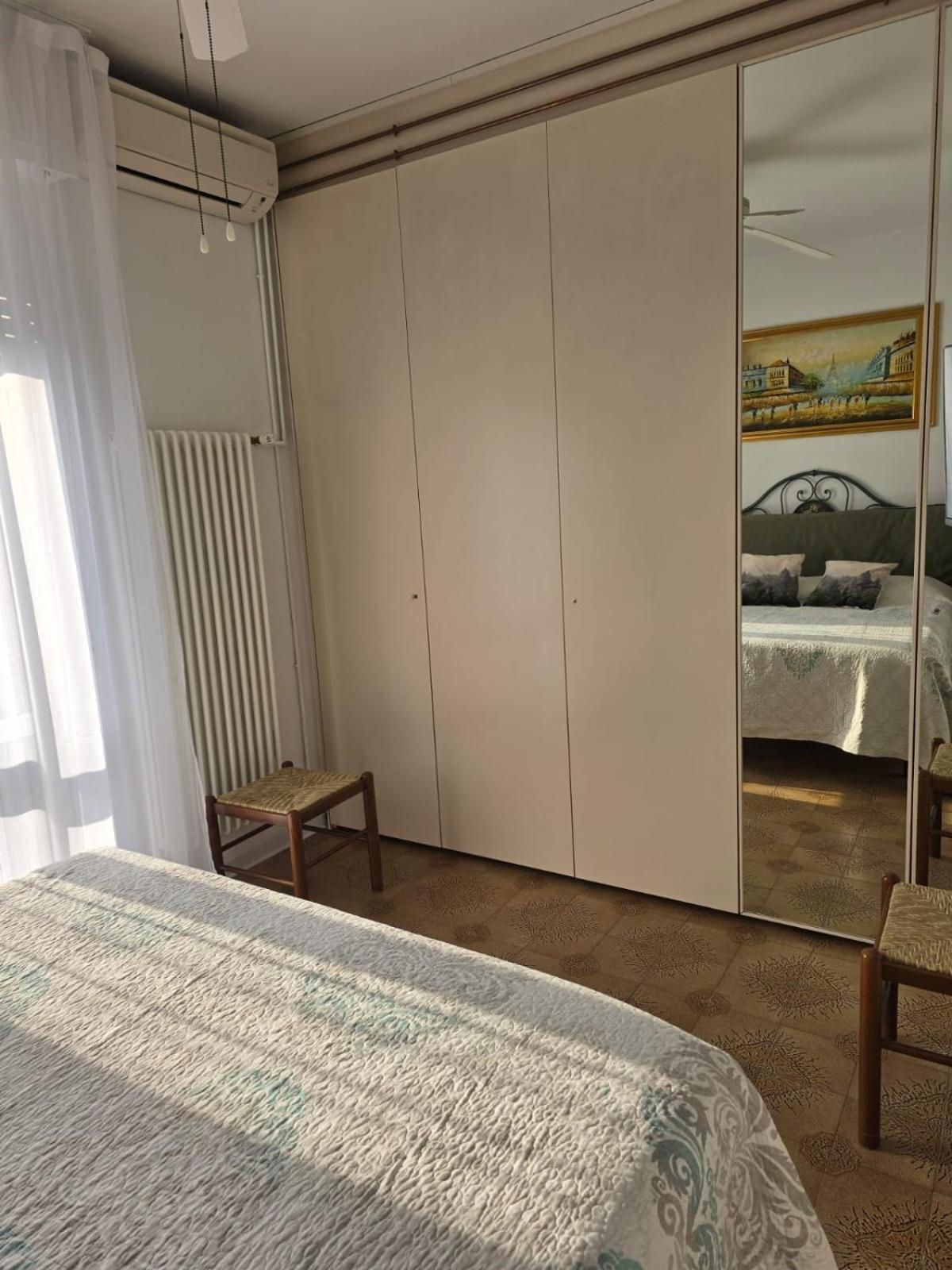 デセンツァーノ・デル・ガルダCasa Dell' Ulivoアパートメント エクステリア 写真